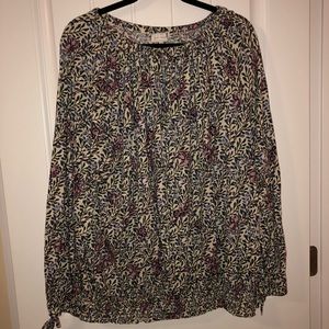 Comfy, flowery top